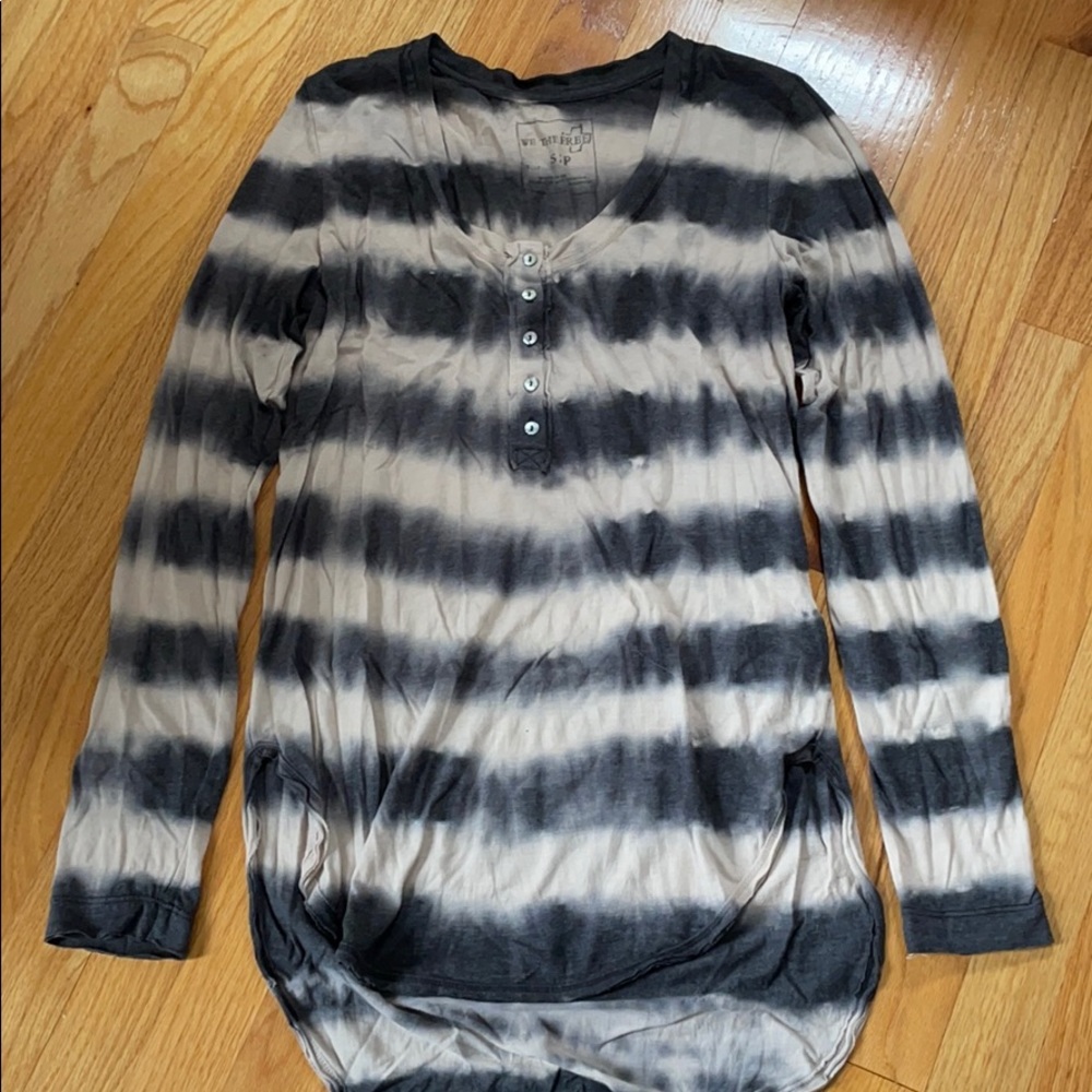 FREE PEOPLE ✨ tie dye long sleeve size Small
